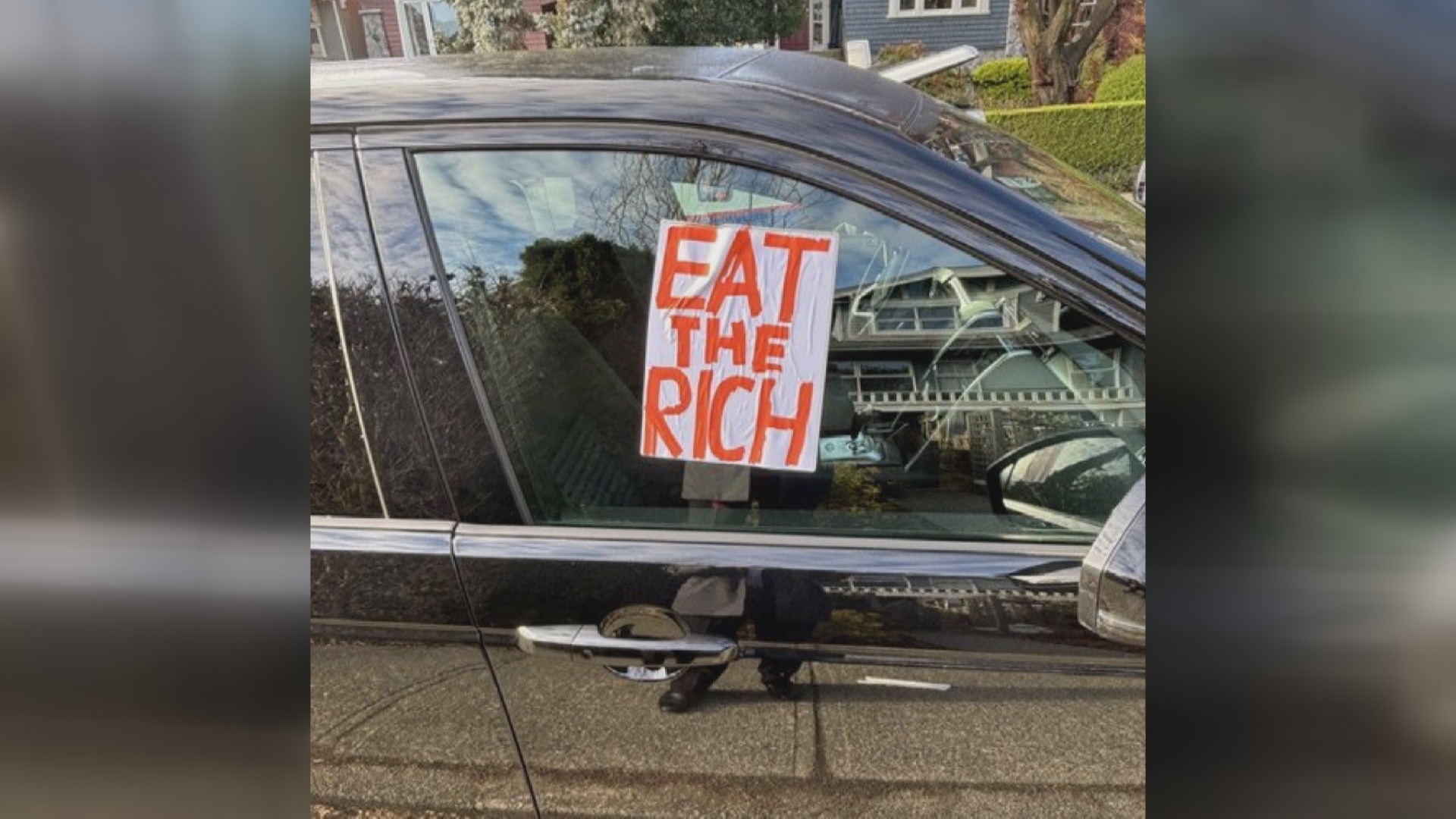 Vancouver police investigating car mischief in West End neighbourhood thumbnail