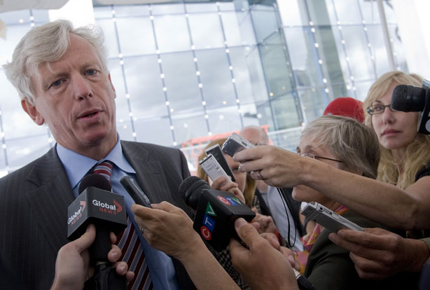 Council pay freeze won’t help Toronto strike - image