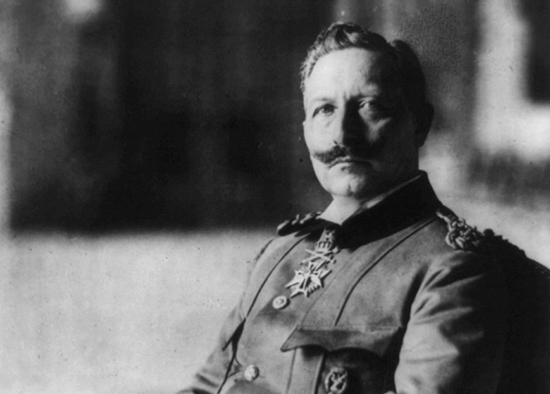 Kaiser and staff escape | Globalnews.ca