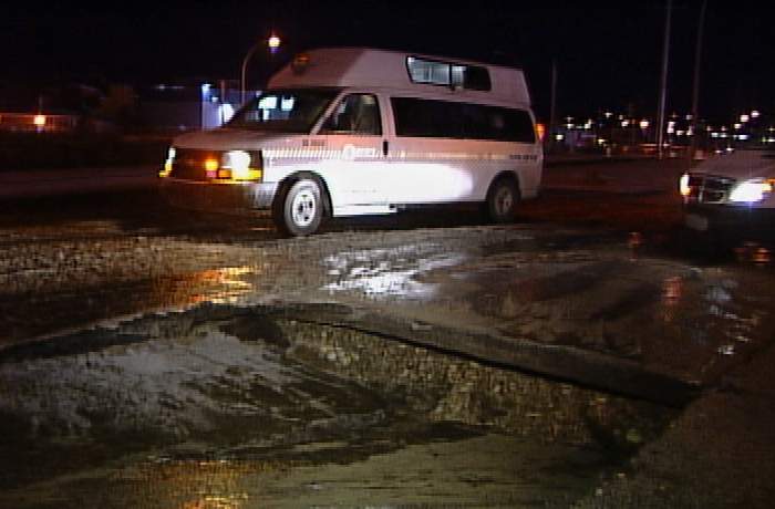 Calgary water main woes snarl Bow Trail traffic - image