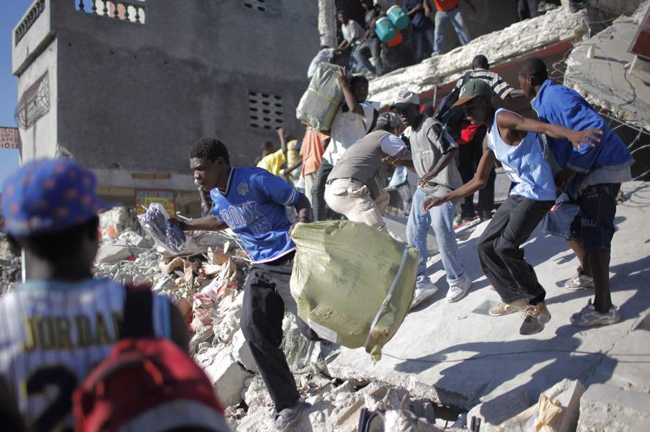 Haiti aid distribution hampered, but Canada stepping up efforts - image