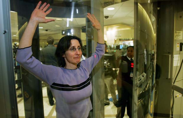 Full-body scanners coming to Pearson - image