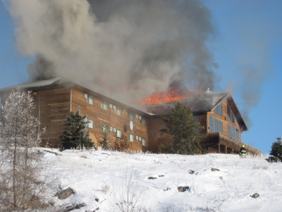 Fire claims Fort Chipewyan lodge - image