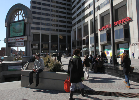 Debate over proposed development at Yonge-Eglinton Square - image