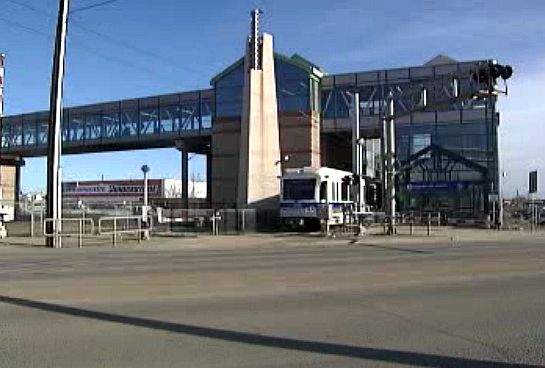 Parking for a price at Edmonton LRT - image