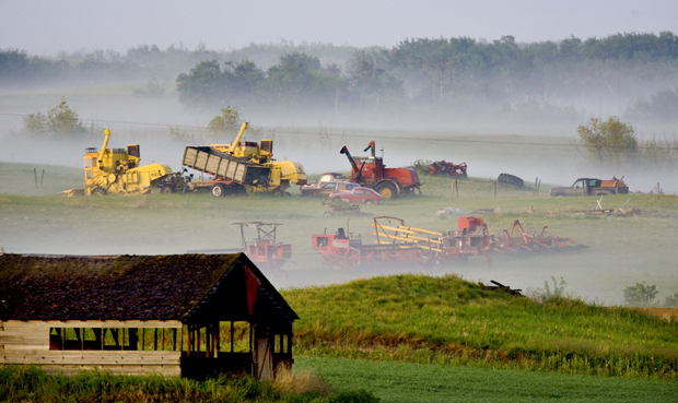 Sask. farm income strong in ’09 - image