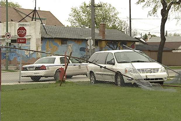 Suspect vehicle crashes into school yard after police chase | Globalnews.ca