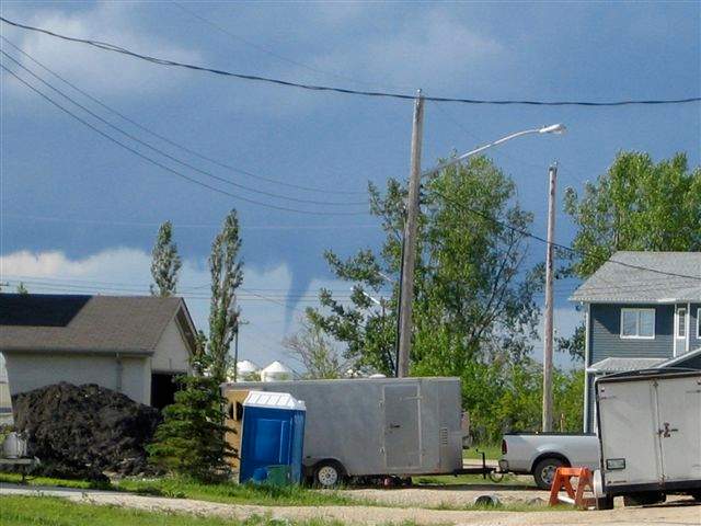 Tornado warning sends chills on anniversary of Elie twister - image