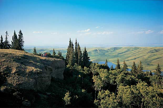 Cypress Hills Interprovincial Park open with restrictions - image