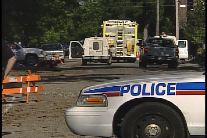 Crews repair Natural Gas Leak - image