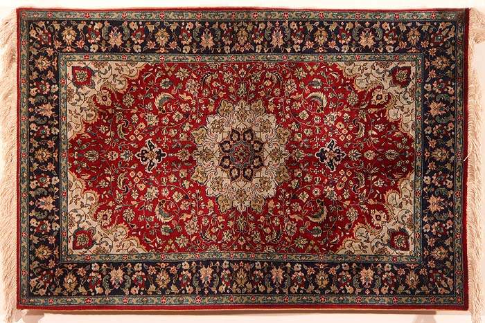 Tips to buying “Persian” or “Hand-made” rugs - image