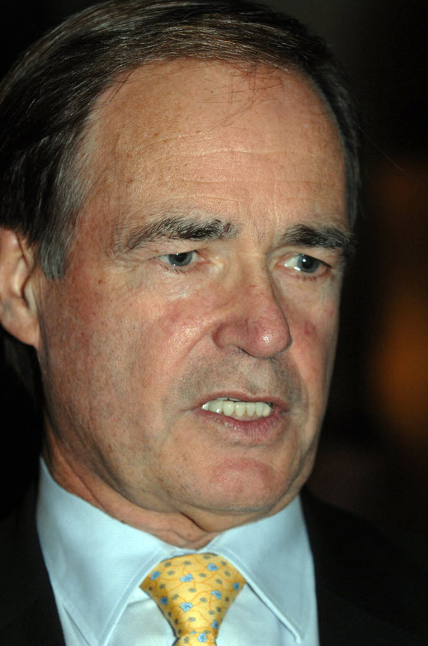 Lingenfelter mum on Wall comic - image