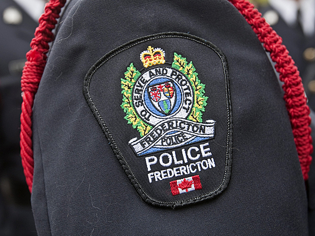 Man turns himself in to police after hit-and-run | Globalnews.ca