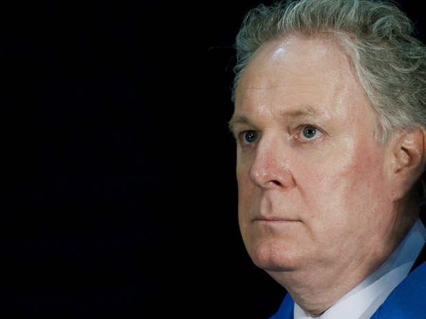 Prankster mails fake holiday letter from Charest | Globalnews.ca