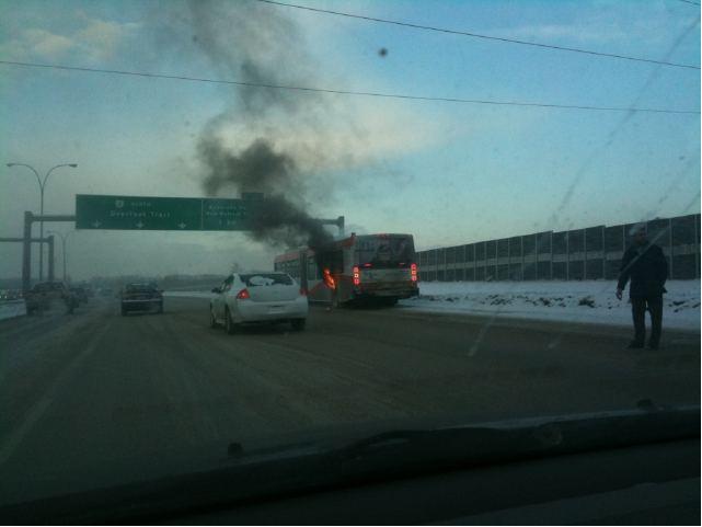 City bus catches fire on Deerfoot Trail | Globalnews.ca