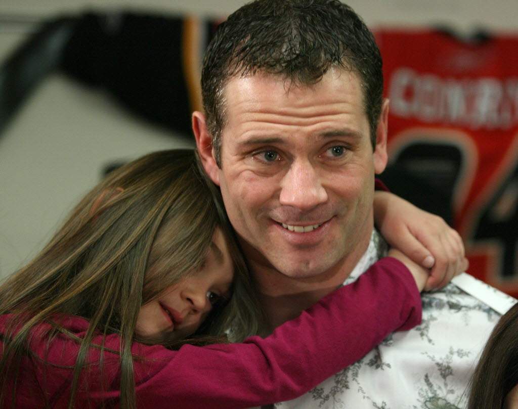 Craig Conroy announces retirement from NHL, joins Flames front office - image