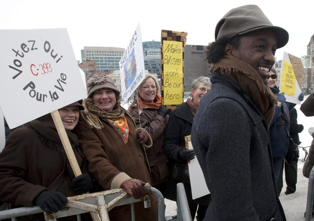 K’naan backs NDP’s drugs-for-Africa bill ahead of C-393 vote - image