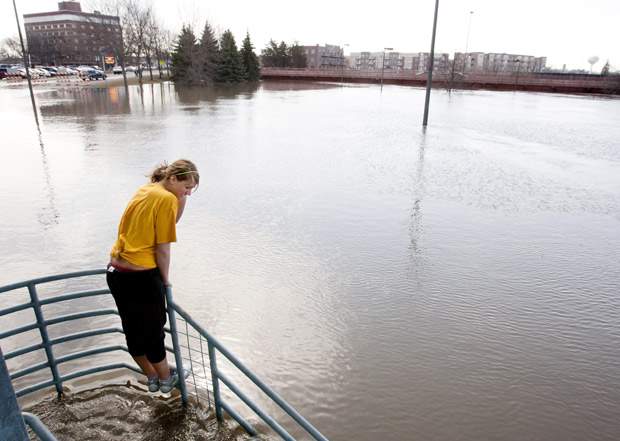 Floodwaters surge across Prairie provinces - image