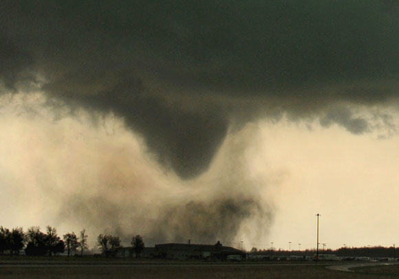 Video: Tornadoes tear through Texas - image