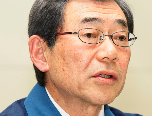 Japan orders nuclear plant operator to pay compensation; evacuees say amount isn’t enough - image