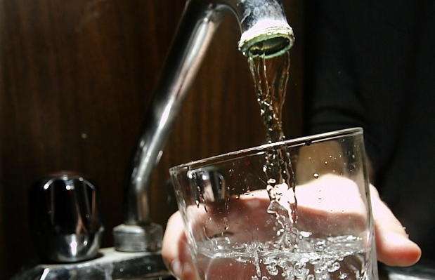 Lethbridge debates removing fluoride from water - image
