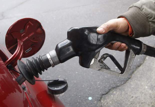 Gas drops eight cents in N.B. to $1.24 per litre - image