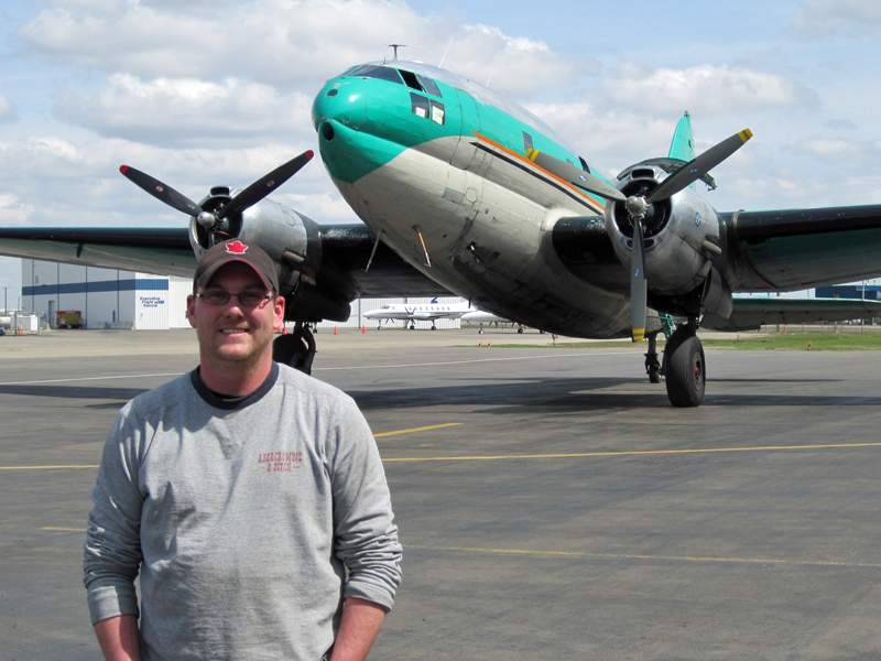 Iconic WWII plane touches down in Edmonton - image