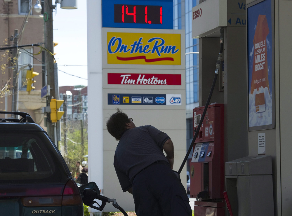 ontario-ndp-promises-to-cut-provincial-portion-of-hst-on-gas