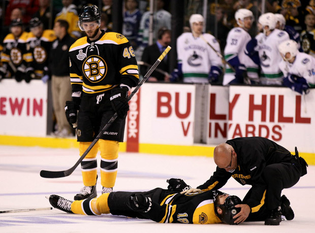 Debate about head hits resumes at Stanley Cup final | Globalnews.ca