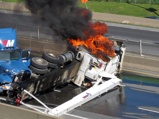 PHOTOS & STORY: Fiery 3 truck crash closes highway | Globalnews.ca