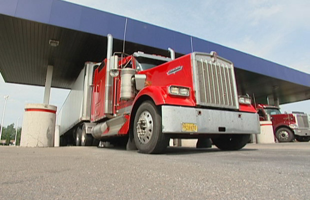 N.B. transport truck thefts may be linked to organized crime - image