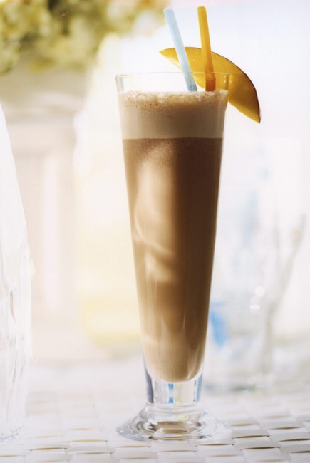 Icy Mocha Smoothie. Kick start your day with an icy mocha smoothie for breakfast. The cool coffee and chocolate milk provide a delicious and refreshing substitute for your usual cup of java. It will also keep you alert and engergetic all morning long. THE CANADIAN PRESS/ HO.