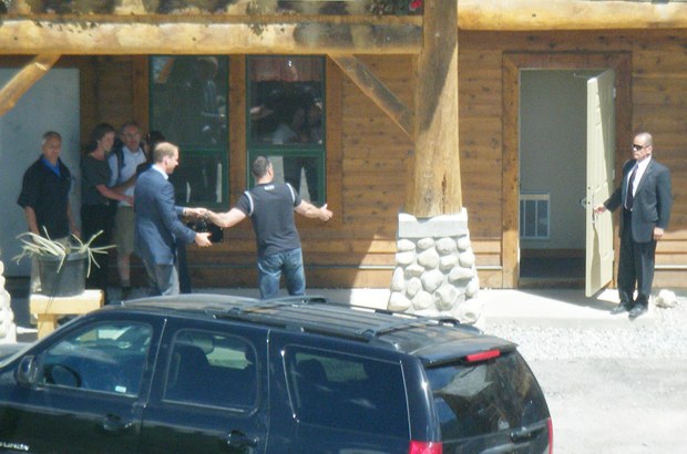 William and Kate charm crowd at Lake Louise - image