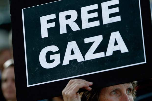 Greece releases two Canadians linked to Gaza flotilla - image