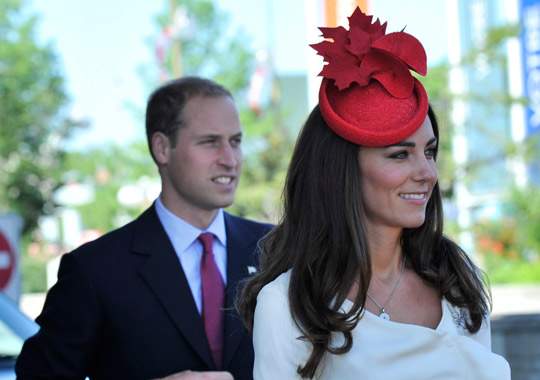 Kate Middleton recycles white Reiss dress, wears red maple leaf fascinator  during Day 2 of Royal Visit | Globalnews.ca