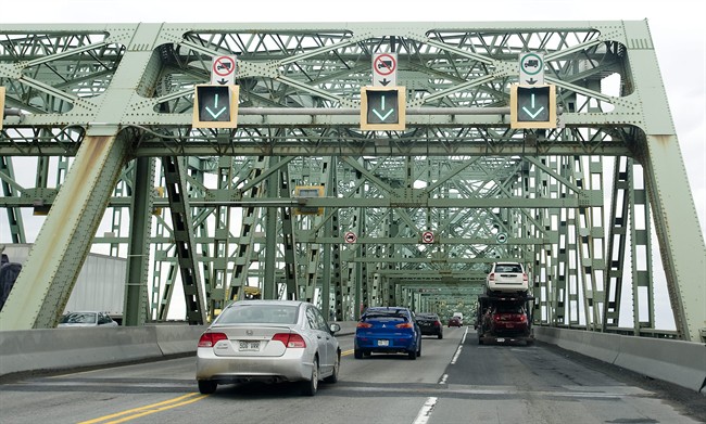 Motorists cross the Champlain Bridge in Montreal.