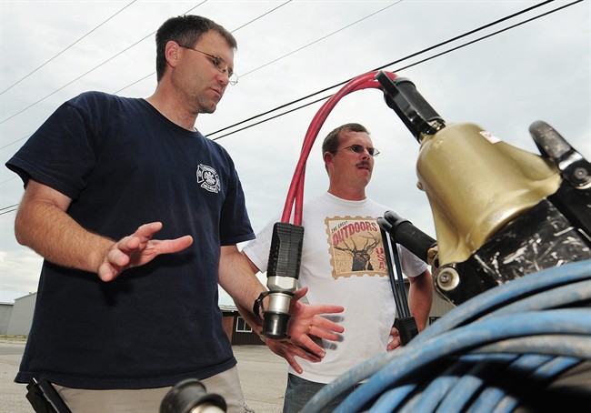 Minn. public employees idled by government shutdown hold on for now ...