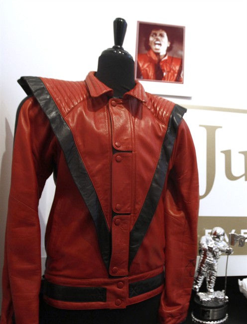 Buyer of Michael Jackson 'Thriller' jacket plans tour to raise