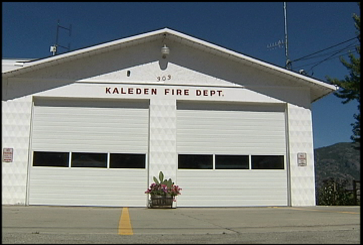 South Okanagan fire chiefs reach deal with employer - image