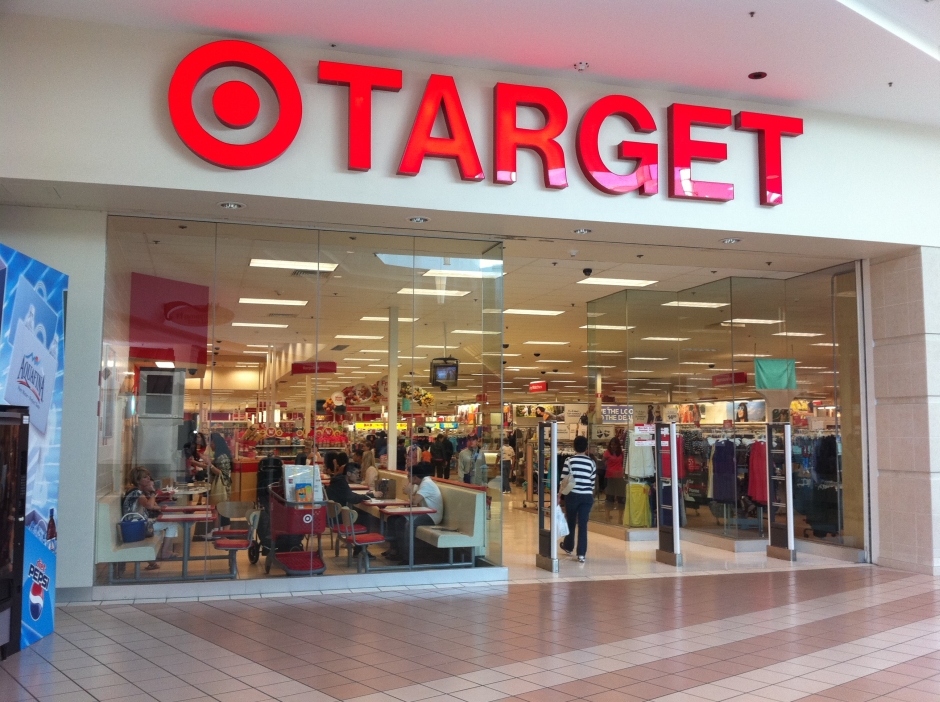 Target Canada shopping for hundreds of employees - image