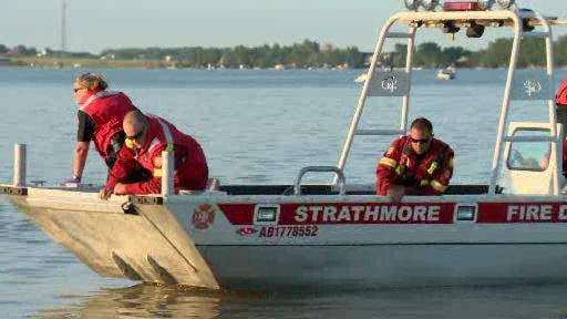 Search resumes for body of missing Calgary man in Chestermere Lake ...