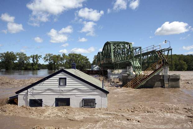 Hurricane Irene was more fear than force for some - image