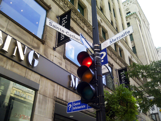 Montreal drivers have most citations for running reds in Quebec - image