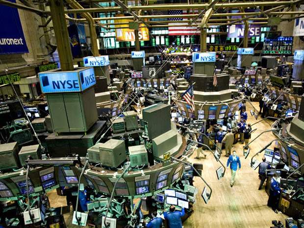North American stock markets rebound on higher commodities, mixed earnings - image