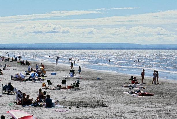 Beaches Toronto re-open swimming