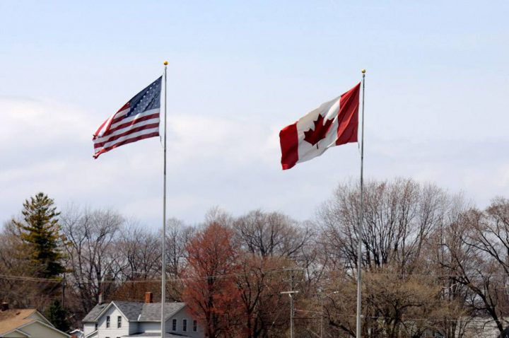 Montreal Canadiens : Flag Emporium - Buy Canada flags, International flags  and Flagpoles, A World of Flags, Flagpoles and Accessories