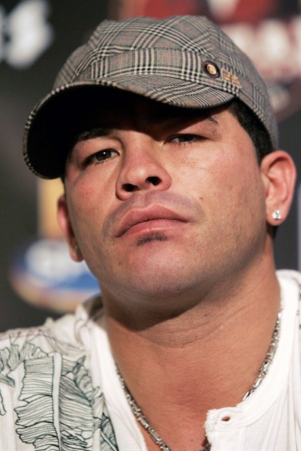 This is an April 12, 2006 file photo showing boxer Arturo Gatti, in New York. The mother of late boxing champion Arturo Gatti says she found her future daughter-in-law's behaviour abnormal the first time they met.Ida Gatti took the stand this morning at a civil trial aimed at deciding who will get her late son's fortune. THE CANADIAN PRESS/AP, Shiho Fukada.