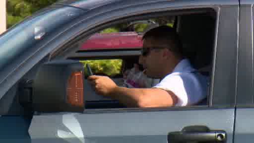 Enforcement of Alberta distracted driving law begins - image