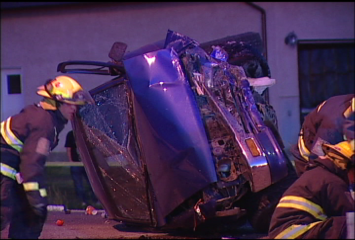 Victim dies in Winnipeg texting-and-driving crash - image