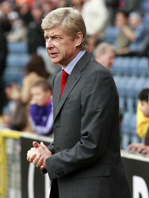 Arsenal loses 4-3 at Bolton, all three promoted clubs win in Premier ...